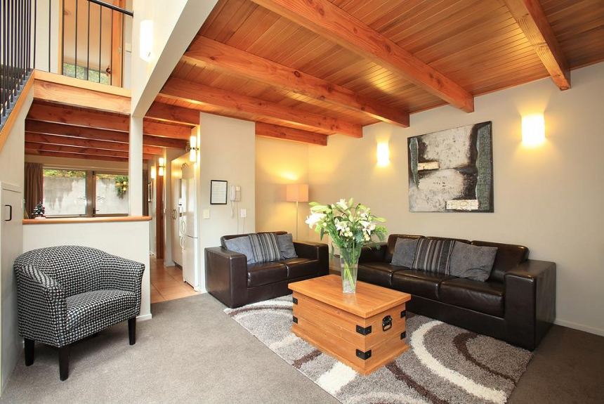 Cranbury Court Apartments - Property Photo