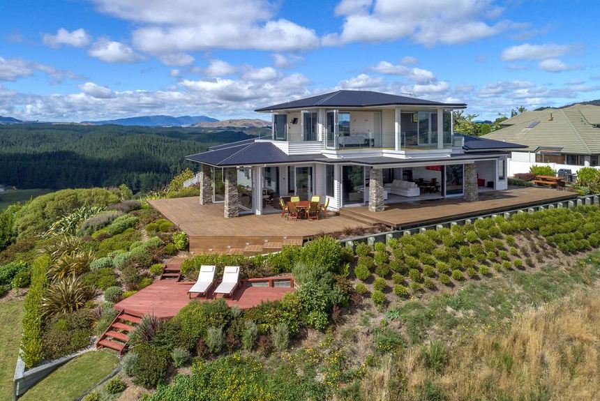 Tihi Retreat - Property Photo
