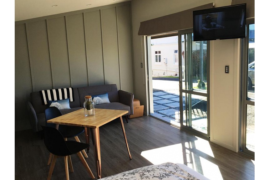 Kohi Beach Bed & Breakfast - Property Photo