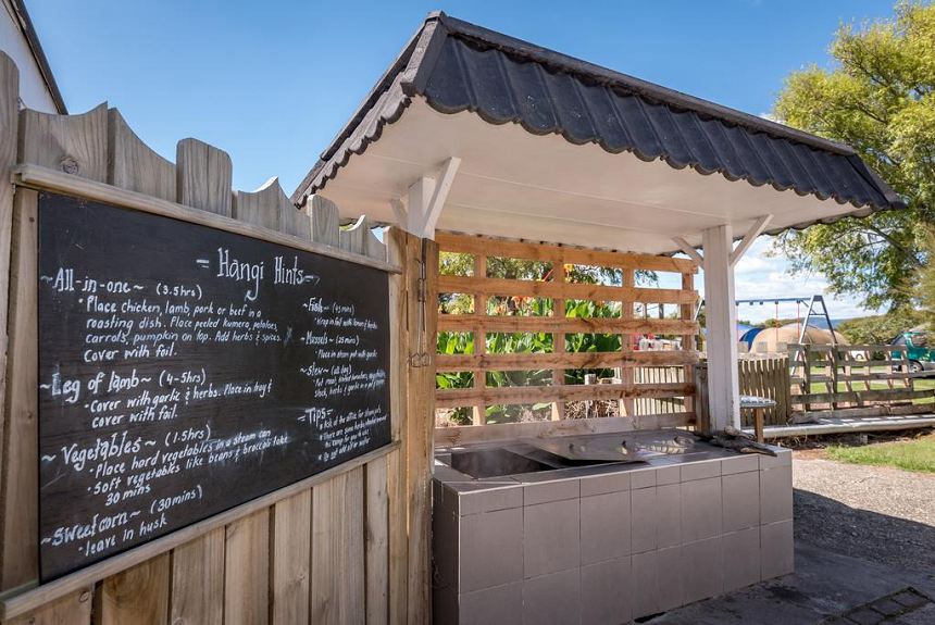 Cosy Cottage Thermal Holiday Park - Property Photo